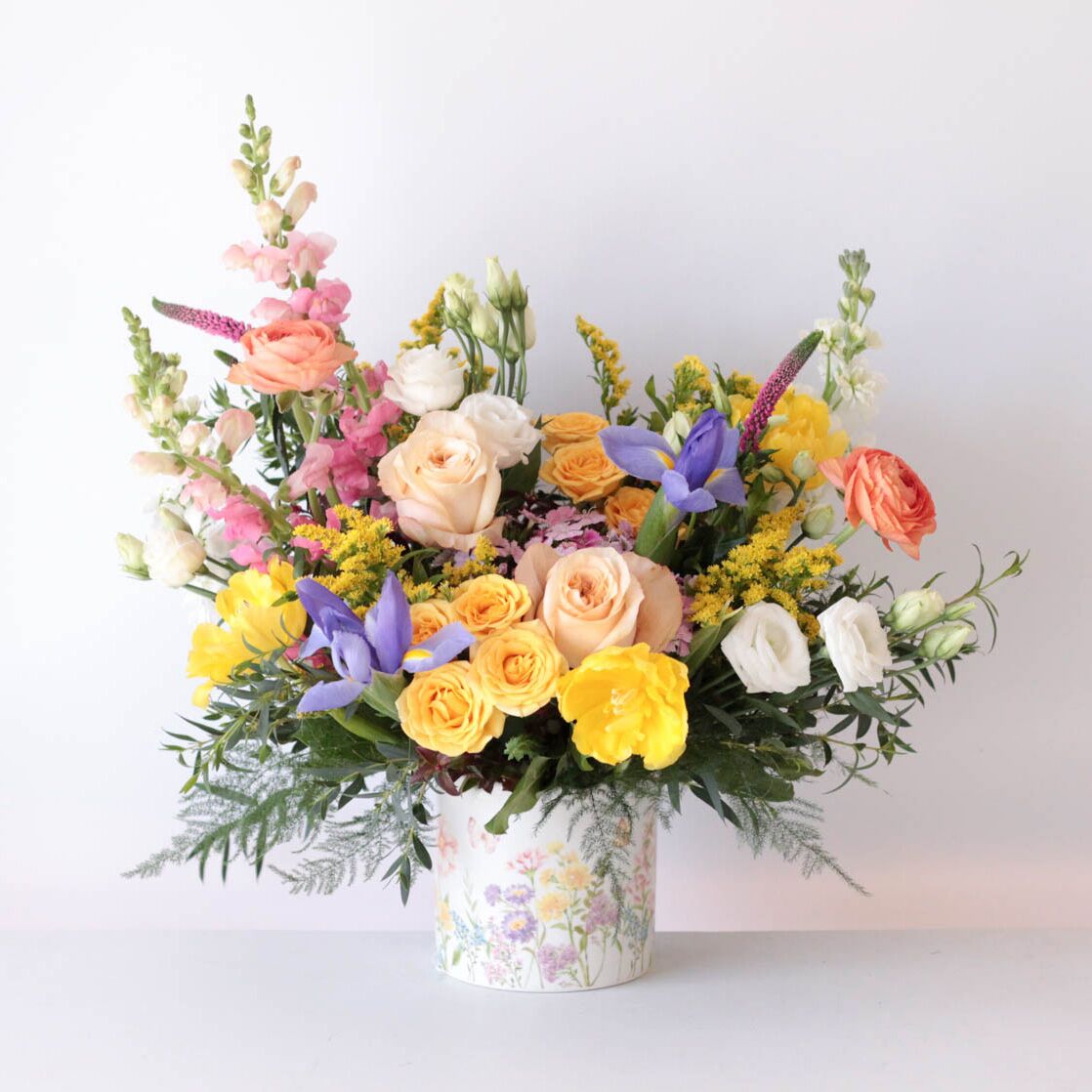 Eleganza Extravaganza Floral Arrangement