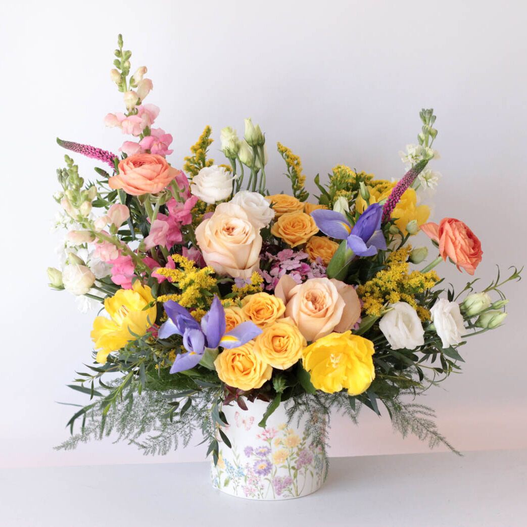 Eleganza Extravaganza Floral Arrangement